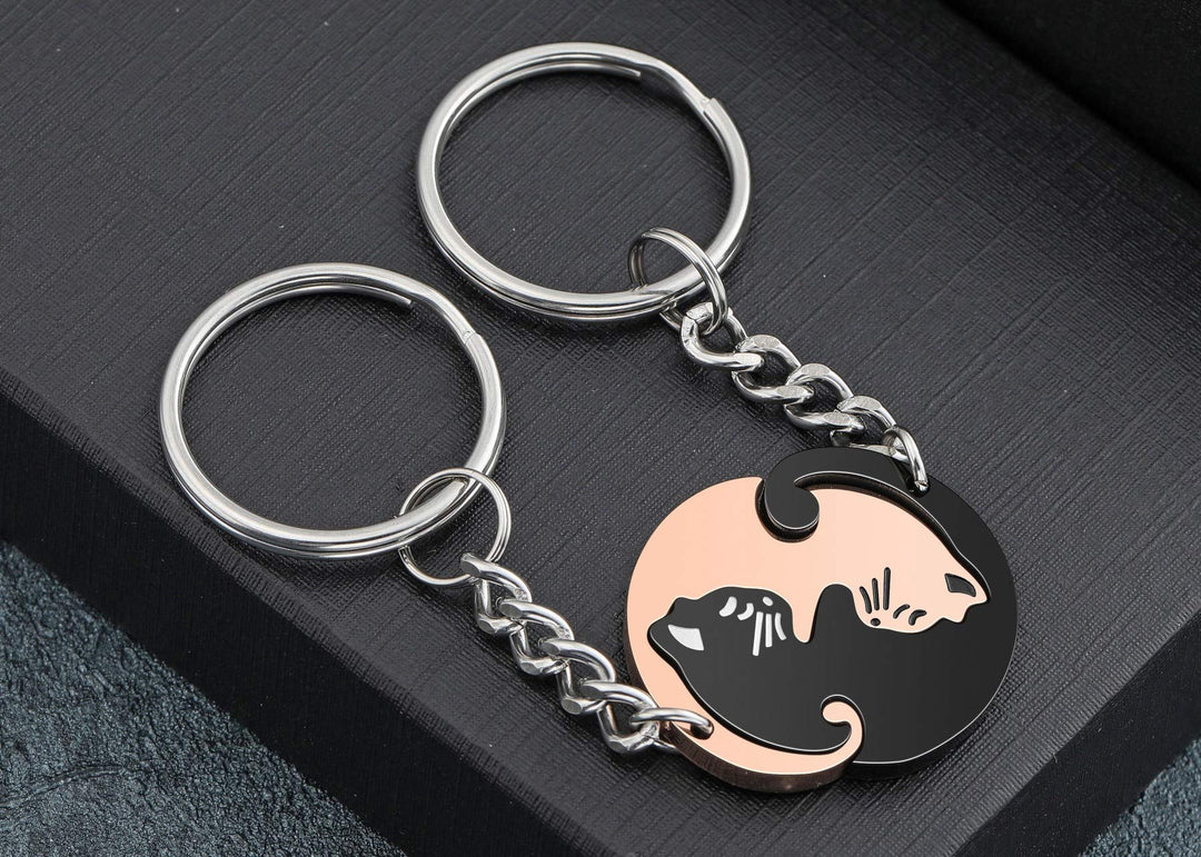 2pcs Stainless Steel Couples Keychains Black Rose Gold Cat Puzzle Piece Matching Couple Keychain Set Yin Yang Matching Puzzle Keychain His &amp; Her Lover Gift