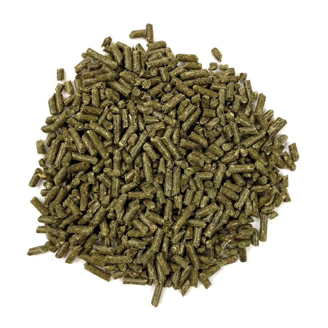 Oxbow Essentials Chinchilla Food, Made Alfalfa, Vitamin & Mineral Rich Food for Chinchillas, Small Animal Pet Pellets, Made in USA, High Fiber, 25 lb Bulk Bag
