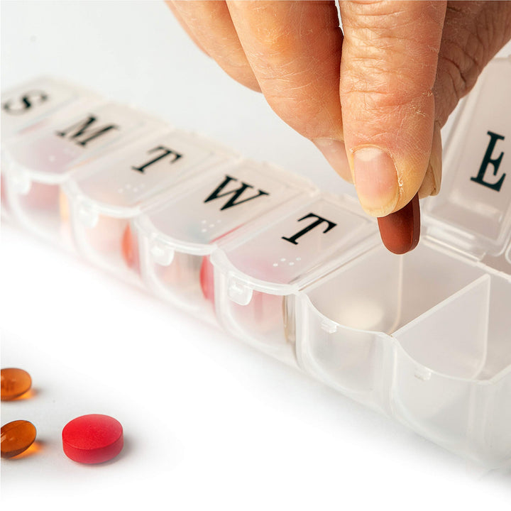 Pill Organizer Box Case, 7 Daily Container compartments, Weekly dosis Boxes, Medicine Holder, Ideal for Medication, Vitamin, Supplement, Perfect for Travel, Ideal for Purse BS0090J