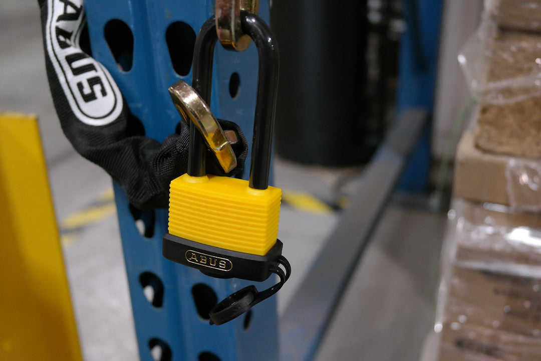 Yellow 70HB/45-63 KD Weather Solid Brass Body Stainless Steel Shackle Keyed Different Padlock