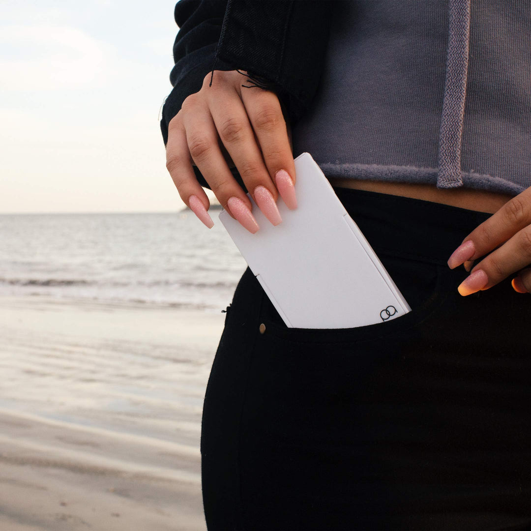 JPAQ - Ultra Sleek Cigarette Case with Waterproof Gasket Seal for 5 Cigarettes, Compact & Crushproof Cigarette Holder