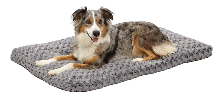 Deluxe Dog Beds | Super Plush Dog &amp; Cat Beds Ideal for Dog Crates | Machine Wash &amp; Dryer Friendly, 1-Year Warranty