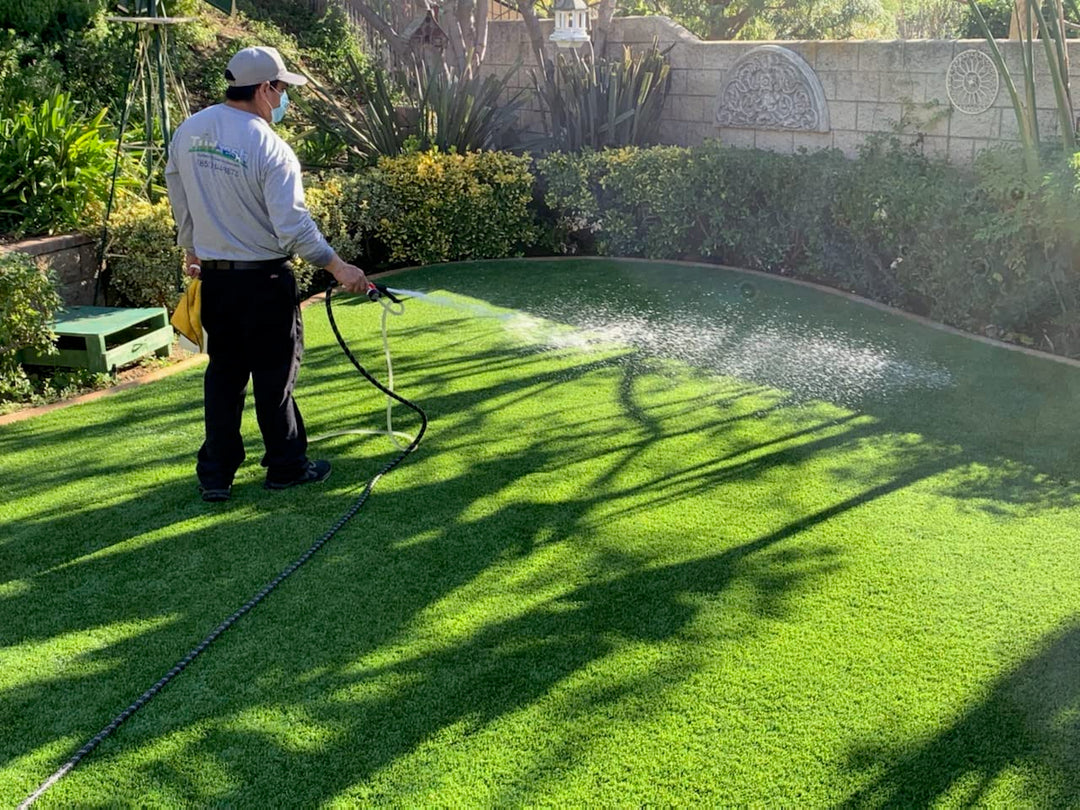 BioTurf BioS+ Artificial Turf Pet Odor Eliminator Concentrate Value Pack; Organic, Non-Toxic, Eco-Friendly Enzyme Cleaner; Outdoor Use; 1 gallon and 32 oz Bottle with BioSiphon Sprayer