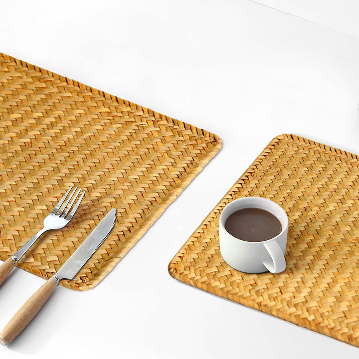 6pcs Seagrass Place Mats 17 x 12 Wicker Rattan Woven Placemats for Dining Table and Kitchen Table Placemats Indoor Home Boho Decor (Set of 6)