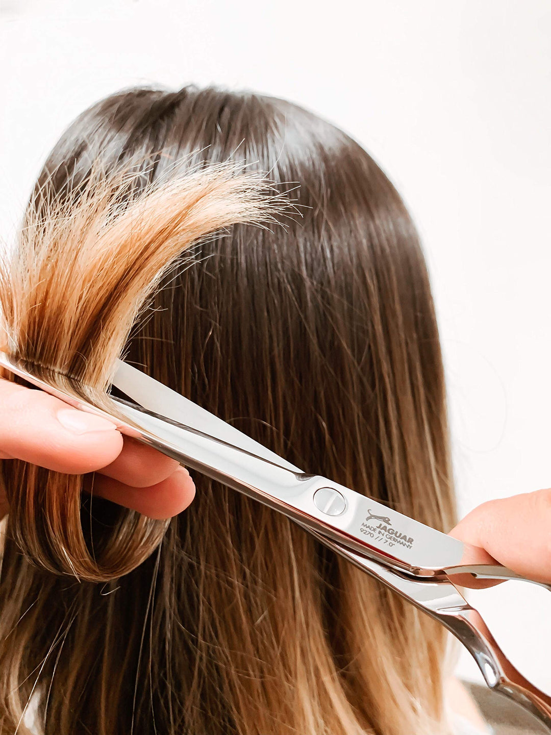 Jaguar Shears Pre Style Relax Slice 5.5 Inch Offset Design Professional Ergonomic Steel Hair Cutting &amp; Trimming Scissors for Salon Stylists, Beauticians, Hair Dressers and Barbers