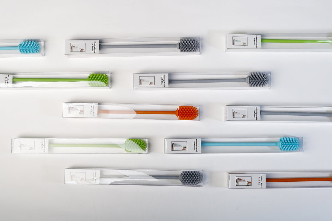 Best Bottle Brush Cleaning Tool - Silicone - Long Handle, Flexible Ergonomic Design - Scratch-Free Brush - Anti-Bacterial - for Sports Bottles, Baby Bottles, Thermoses, Tumblers, Glasses, Hydro Flask