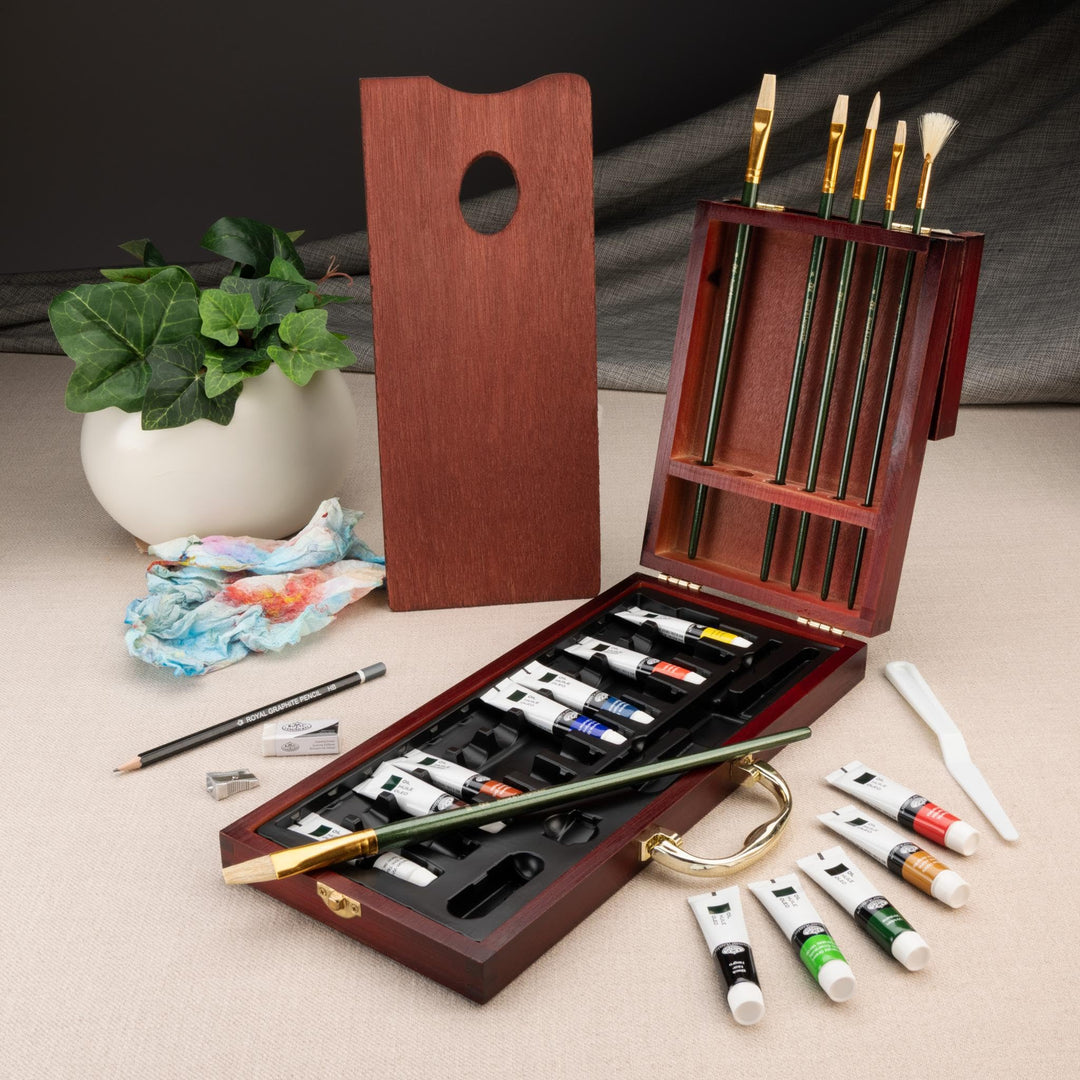 Royal &amp; Langnickel Wooden Box Art Set Oil 27PC, White