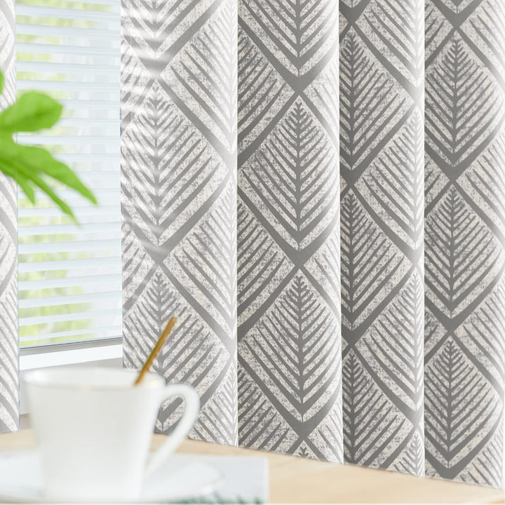 jinchan 80% Blackout Curtains for Living Room, Geometri