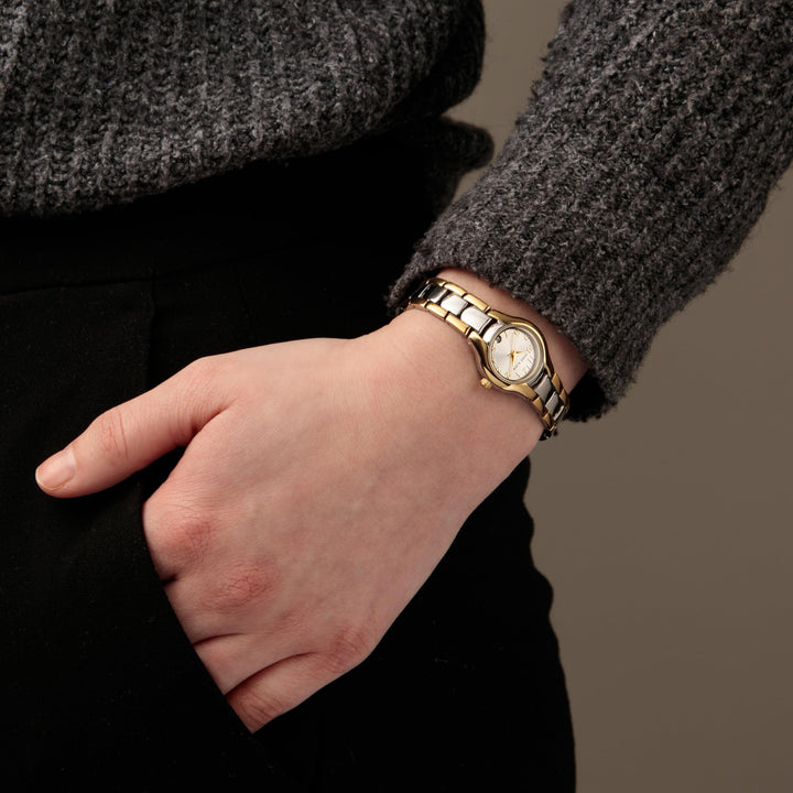 Women&#39;s 10-6777Svtt Two-Tone Dress Analog Silver Dial Watch with an Easy to Read Dial (Metal)