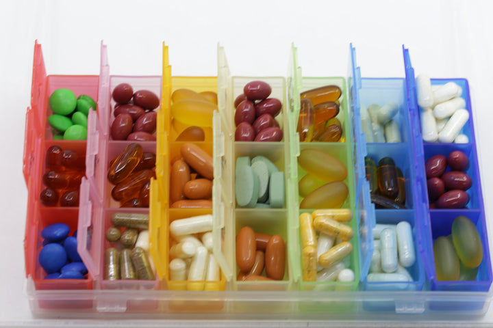 Rainbow Weekly Pill Organizer with Snap Lids| 7-day AM/