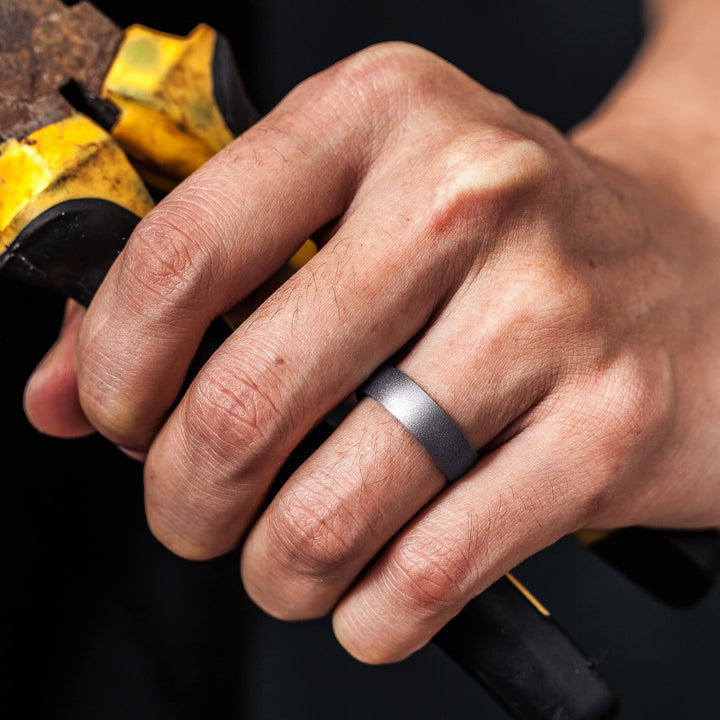 Unisex Silicone Wedding Rings, Rubber Engagement Bands 6mm Wide 1.65mm Thick - 1/2/3/4/5/6/7 Variety Multipack (Pack R - Size 5.5-6 (16.50mm))