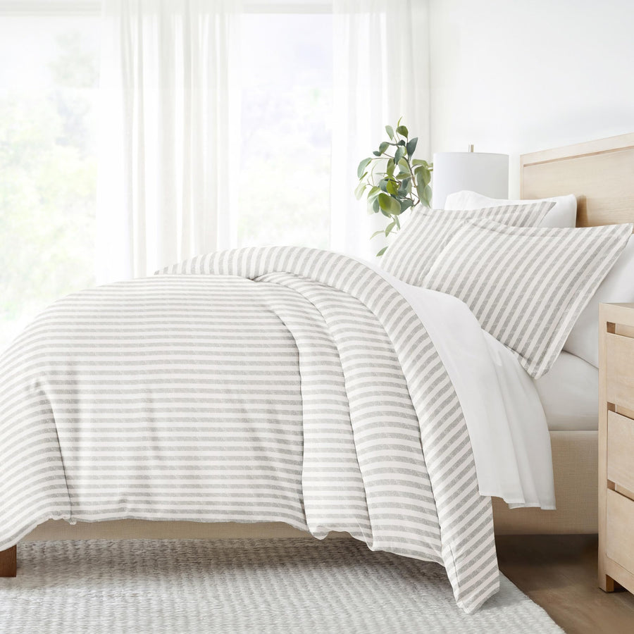 LINEN MARKET Duvet Cover Queen (Light Gray) - Experience Hotel-Like Comfort with Unparalleled Softness, Exquisite Prints & Solid Colors for a Dreamy Bedroom - Queen Duvet Cover Set with 2 Pillow Shams