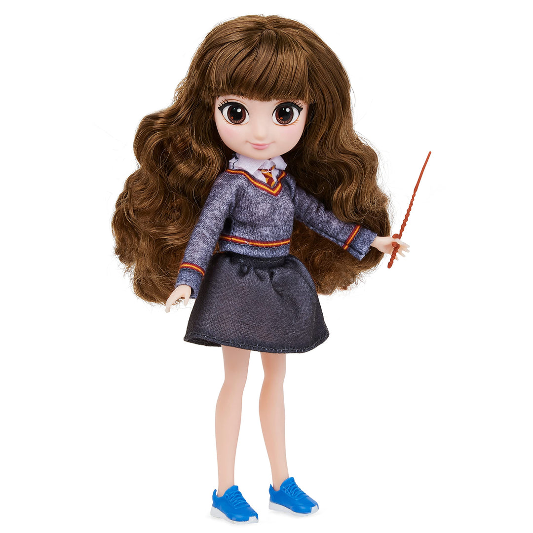 Harry Potter, 8-inch Brilliant Hermione Granger Doll Gift Set with 5 Accessories and 2 Outfits, Kids Toys for Ages 6 and up