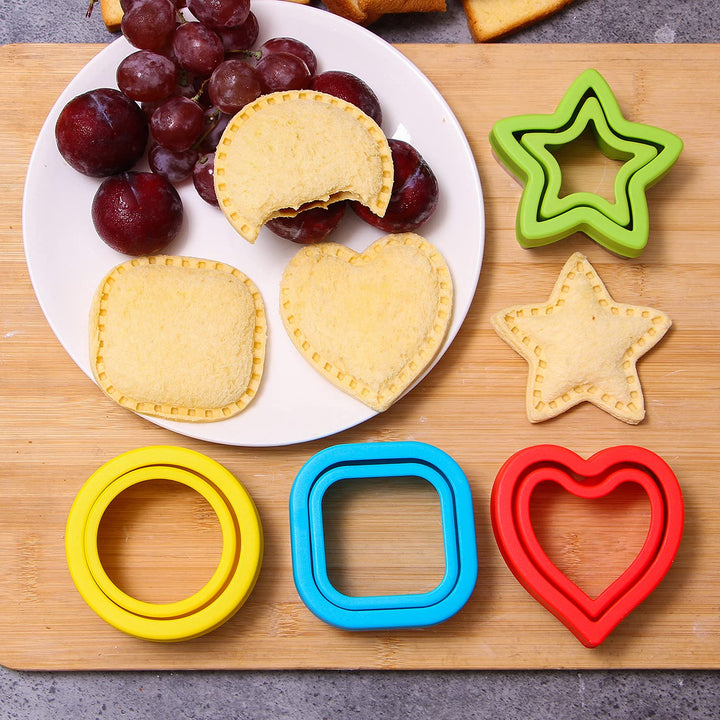 Sandwich Cutter and Sealer,Set of 4 Bread Sandwich Decruster Pancake Maker DIY Cookie Cutters for Kids Bento Box,Round Heart Star Square Shapes Sandwich Decruster Press Mold