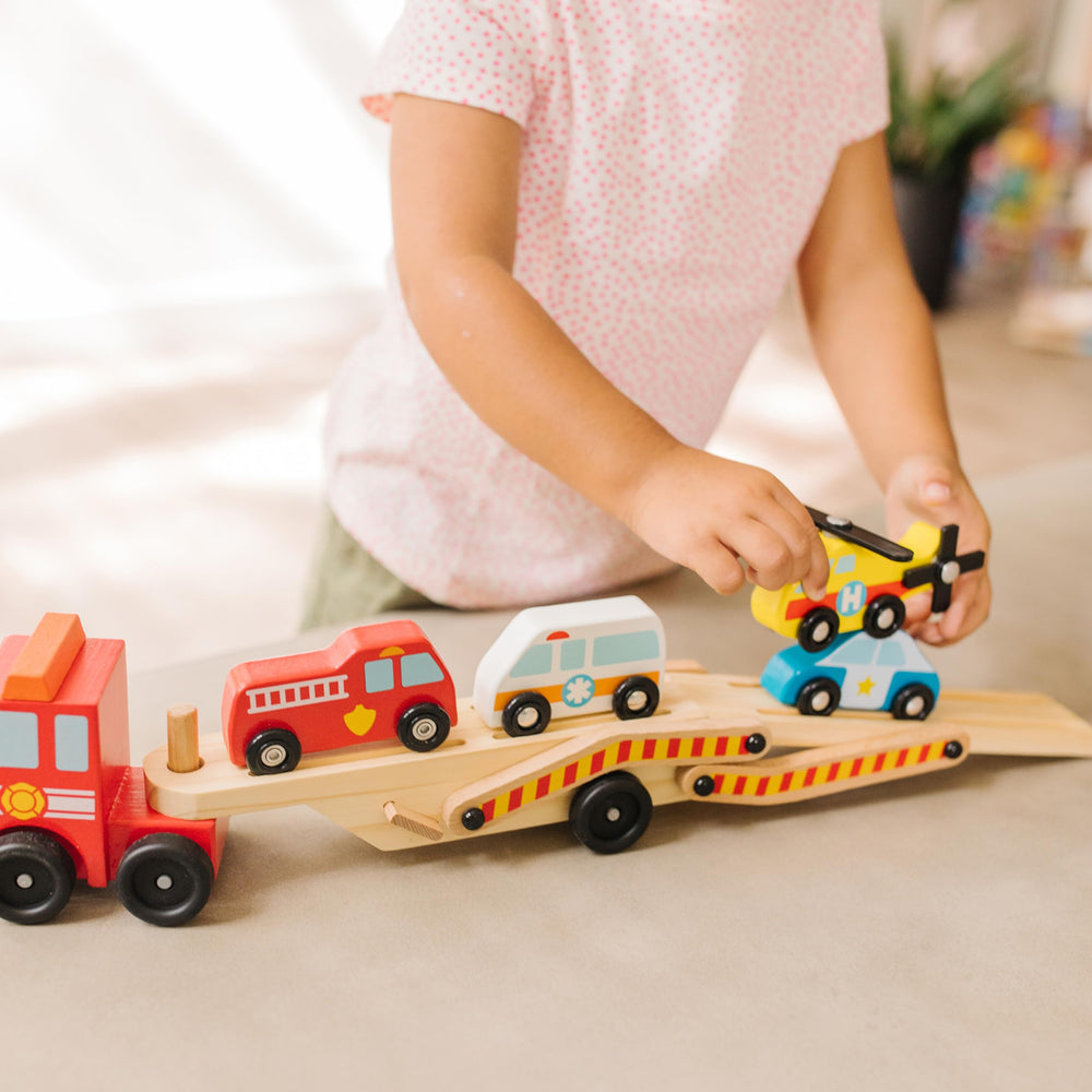 Wooden Emergency Vehicle Carrier Truck With 1 Truck and 4 Rescue Vehicles