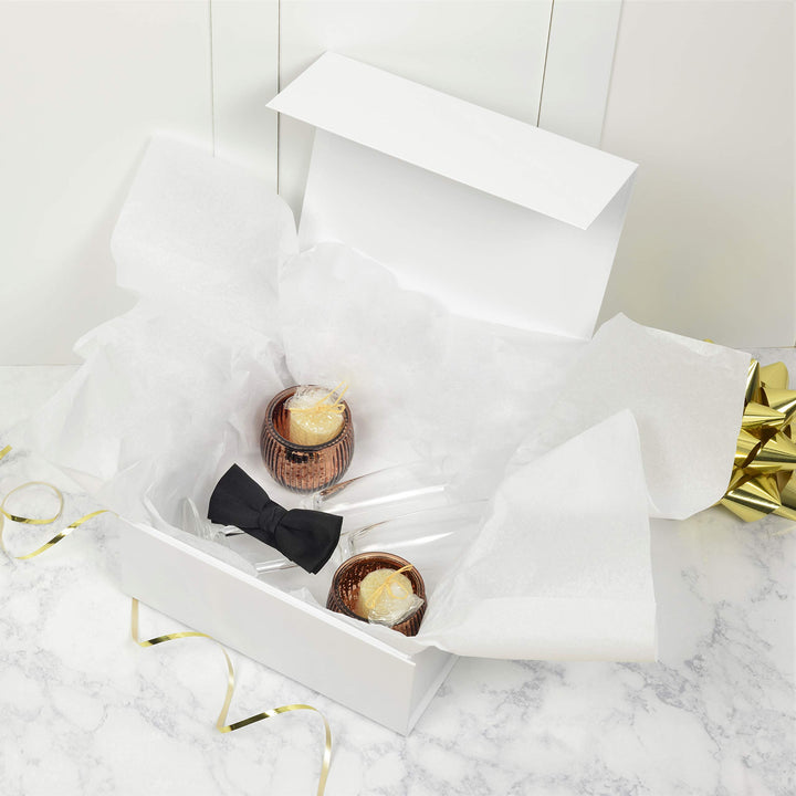 Collapsible Magnetic Front Flap Closure Boxes with Whit