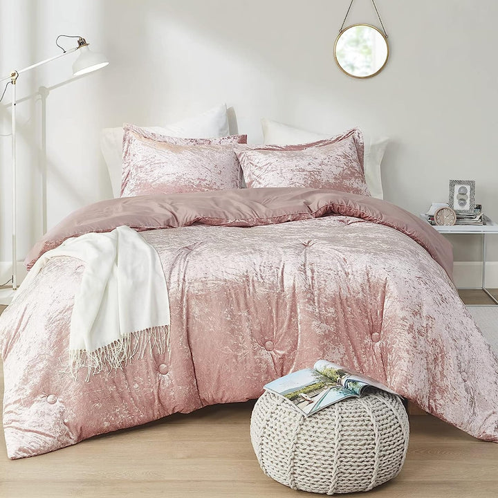 Juliette Luxe Comforter Set Velvet Lush with Soft Brushed Microfiber Reverse, All Season Cozy Velvet Bedding Sets, Fluffy Comforter Bed Set, Matching Sham, Blush Full/Queen 3 Piece