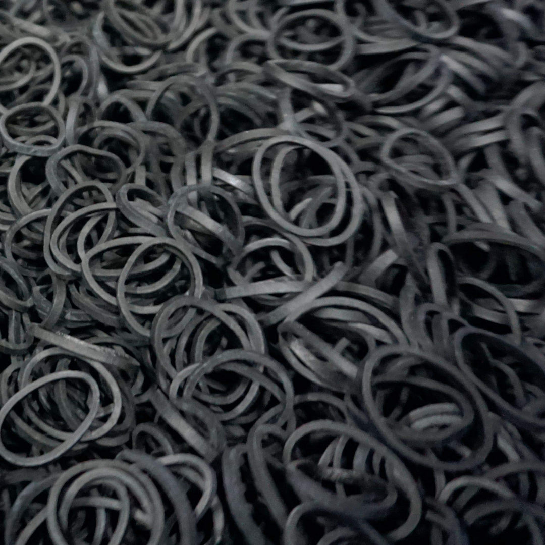 Amelia Beauty 500 Count Elastic Rubber Bands in Re-closable Container (Black)