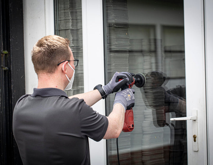 (3&#39;&#39;) Glass Scratch Removal Kit for use with a Drill on All Glass Surfaces