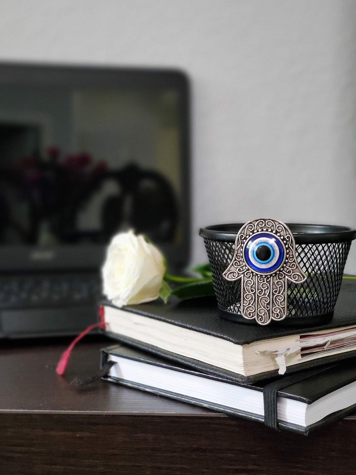 Hamsa Hand Charm Magnet - For Fridge, Office, &amp; Kitchen - Evil Eye Protection and Good Luck Symbol - Decorations &amp; Home Accessories - Multi-Use Metal Alloy Magnet (Silver Hamsa 1 Eye)