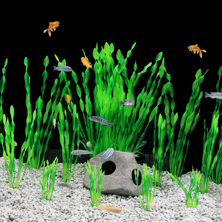 Artificial Aquarium Plants, 13 Pack Plastic Seaweed Water Plants for Fish Tanks (Green)