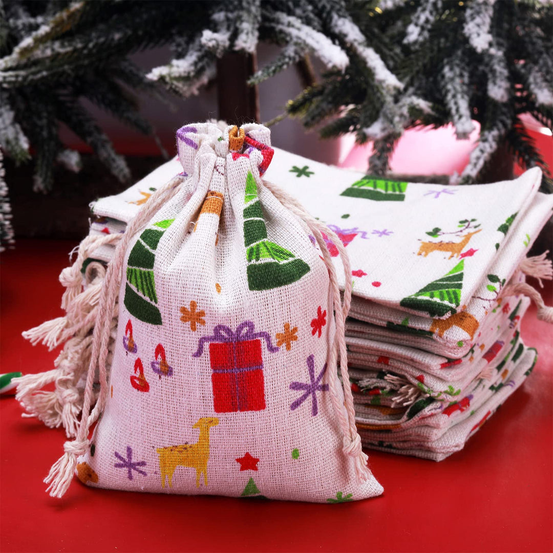 35 Pieces Small Christmas Drawstring Gift Bags Christmas Candy Treat Bags 4 x 5.5 Inch Reusable Burlap Bags for Xmas Holiday Party Supplies