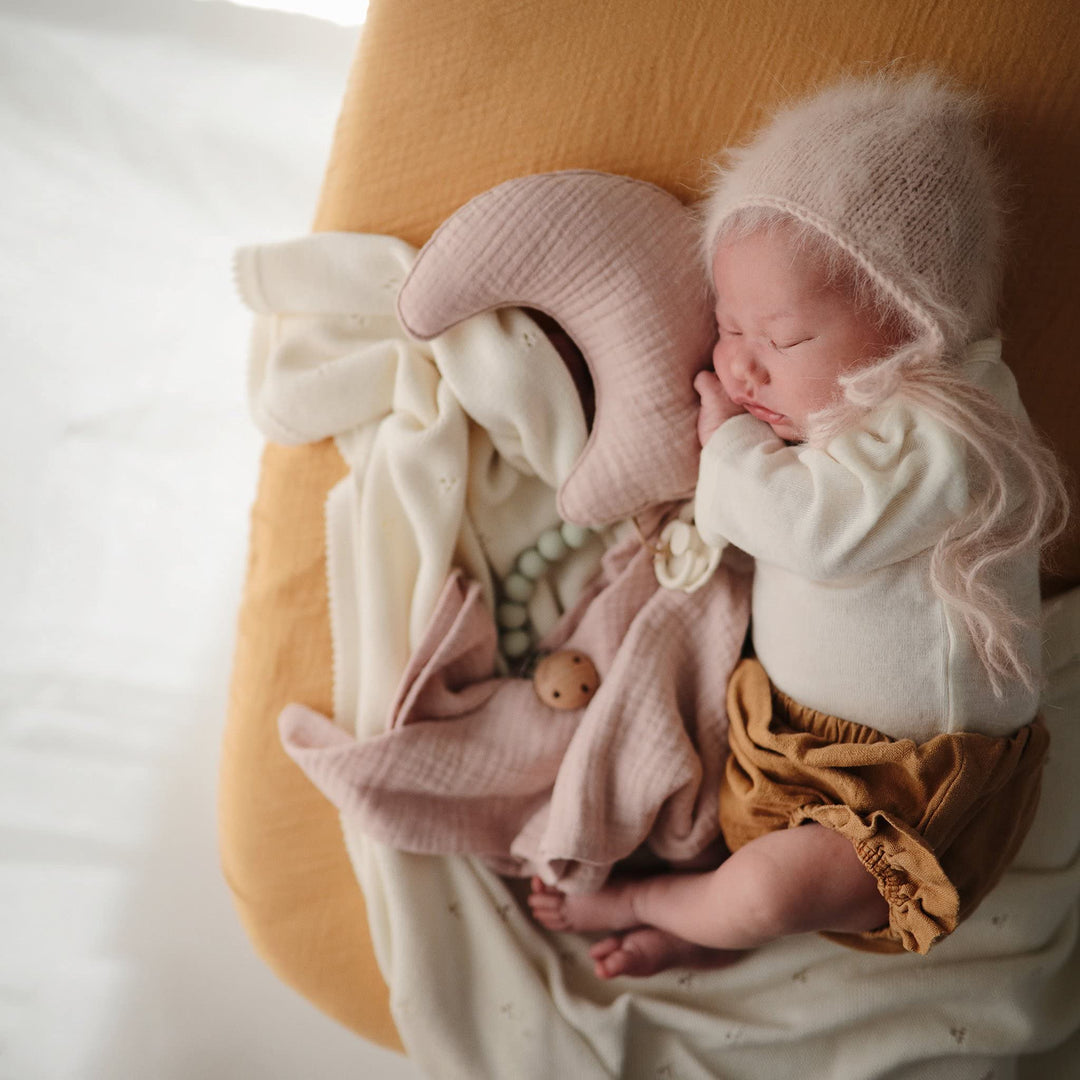 mushie Extra Soft Muslin Fitted Crib Sheet | 192 Thread