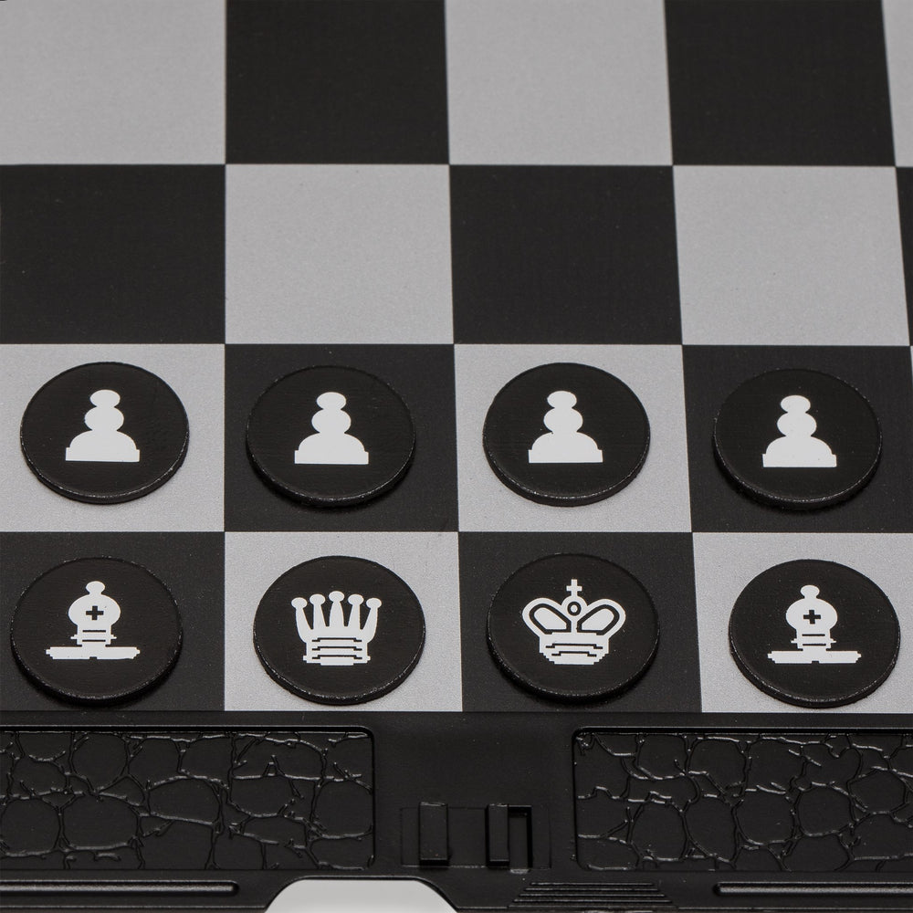 Travel Magnetic Chess Wallet Set - 7-7/8
