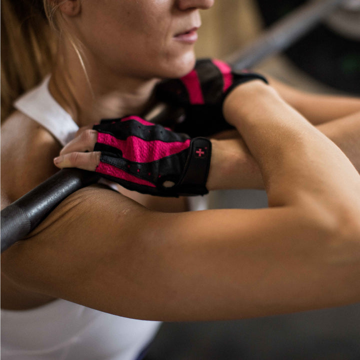 Women&#39;s Pro Gloves with Vented Cushioned Leather Palm for Weightlifting, Training, Fitness, and Gym Workouts Small