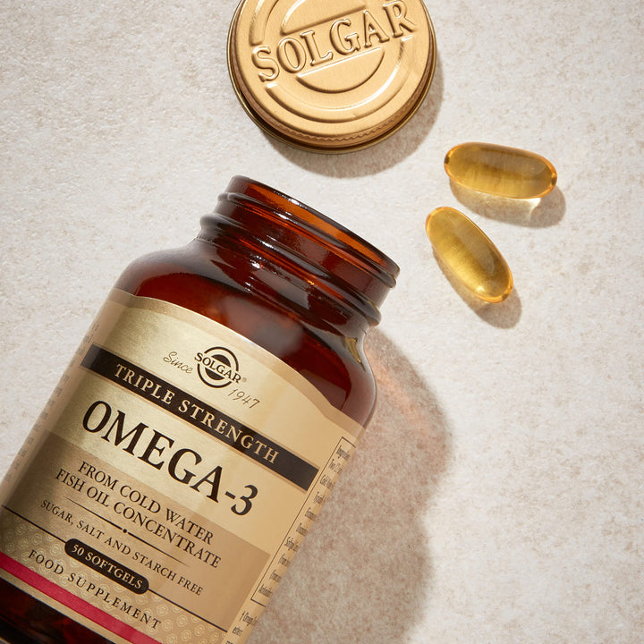 Solgar Triple Strength Omega-3 950 mg, 100 Softgels - Supports Cardiovascular, Joint &amp; Skin Health - Heart Healthy Supplement - Essential Fatty Acids - Non GMO, Gluten/ Dairy Free - 100 Servings