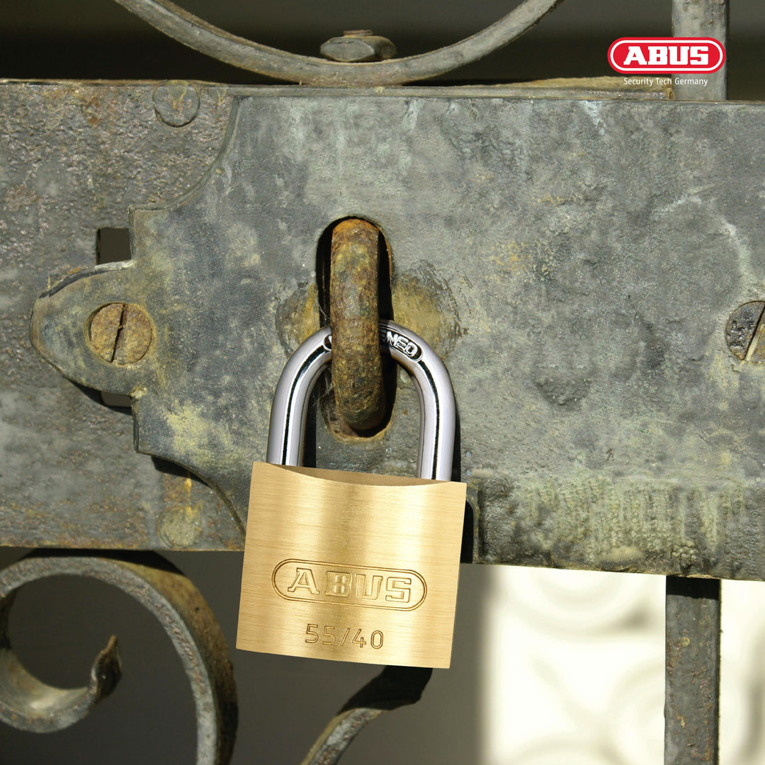 55/40 Solid Brass Keyed Padlock with 2 Keys, Hardened Steel Shackle with Anti Corrosion Inner Lock Components, Keyed Different