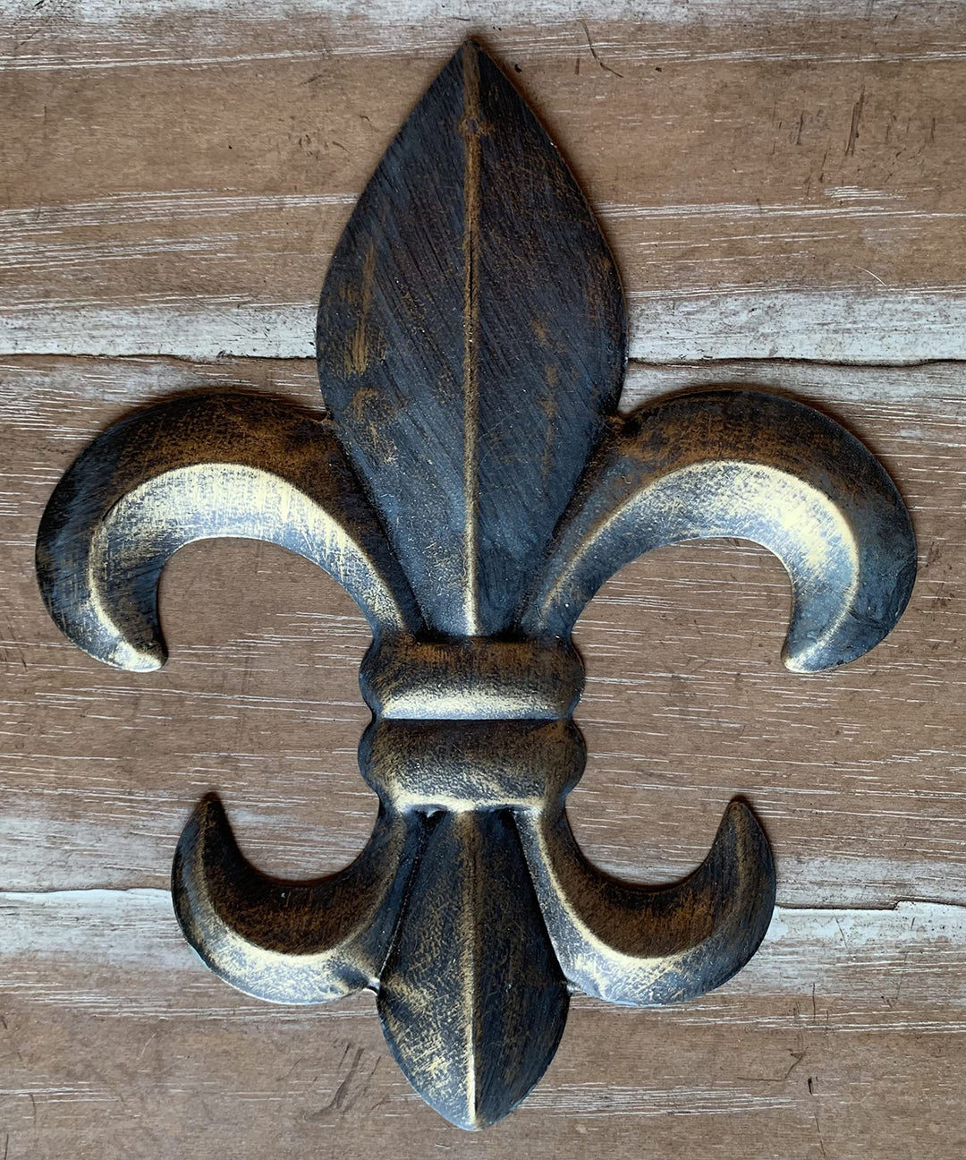 8 Metal Fleur De Lis Wall Plaque/Art with hanger - Rustic Creole Tuscan Decor (Weathered Bronze)