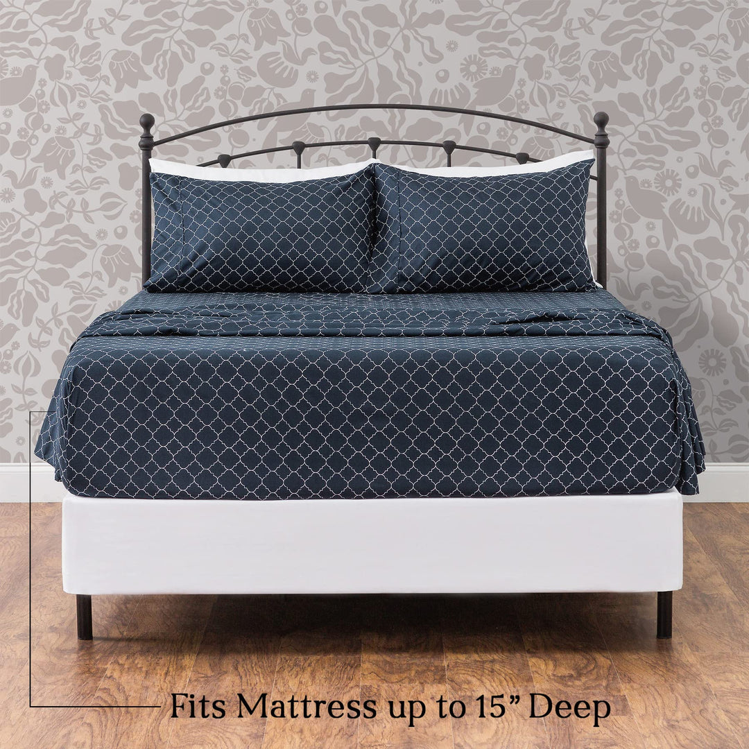 Premium Quatrefoil Print Geometric Patterned King Size Bed Sheet Set 4-Piece - 1 Flat Sheet 1 Fitted Sheet 2 Pillowcases - Ultra Soft Luxurious Microfiber Sheets - Navy Blue