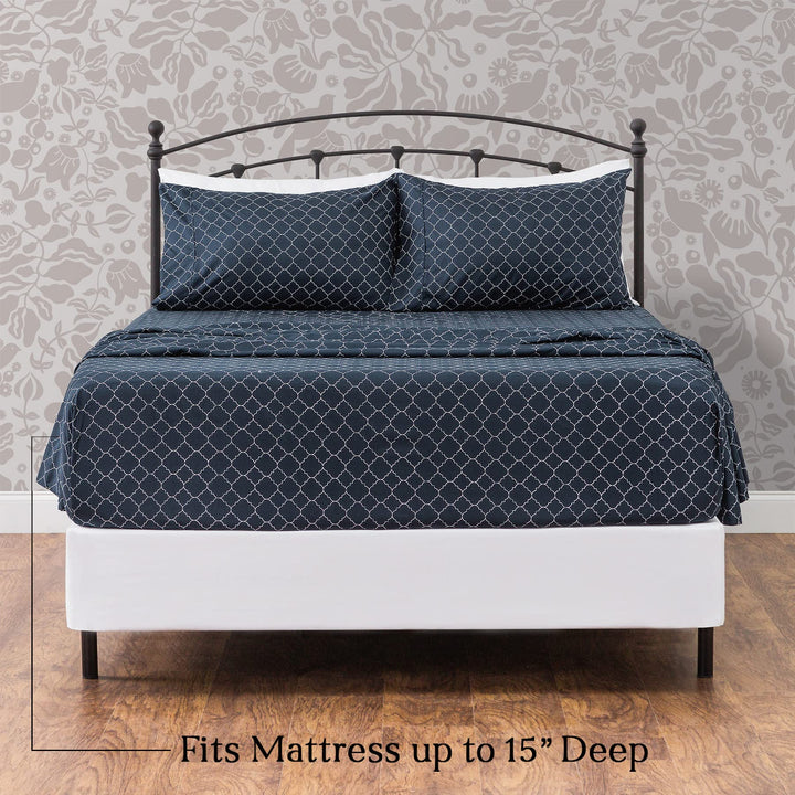 Premium Quatrefoil Print Geometric Patterned King Size Bed Sheet Set 4-Piece - 1 Flat Sheet 1 Fitted Sheet 2 Pillowcases - Ultra Soft Luxurious Microfiber Sheets - Navy Blue