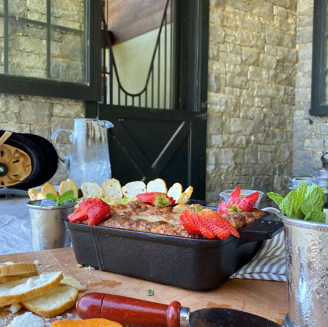 7472 8-in Cast Iron Square Cake Pan Ideal For Baking Cornbread Biscuits Cobbler and Deep Dish Pizza