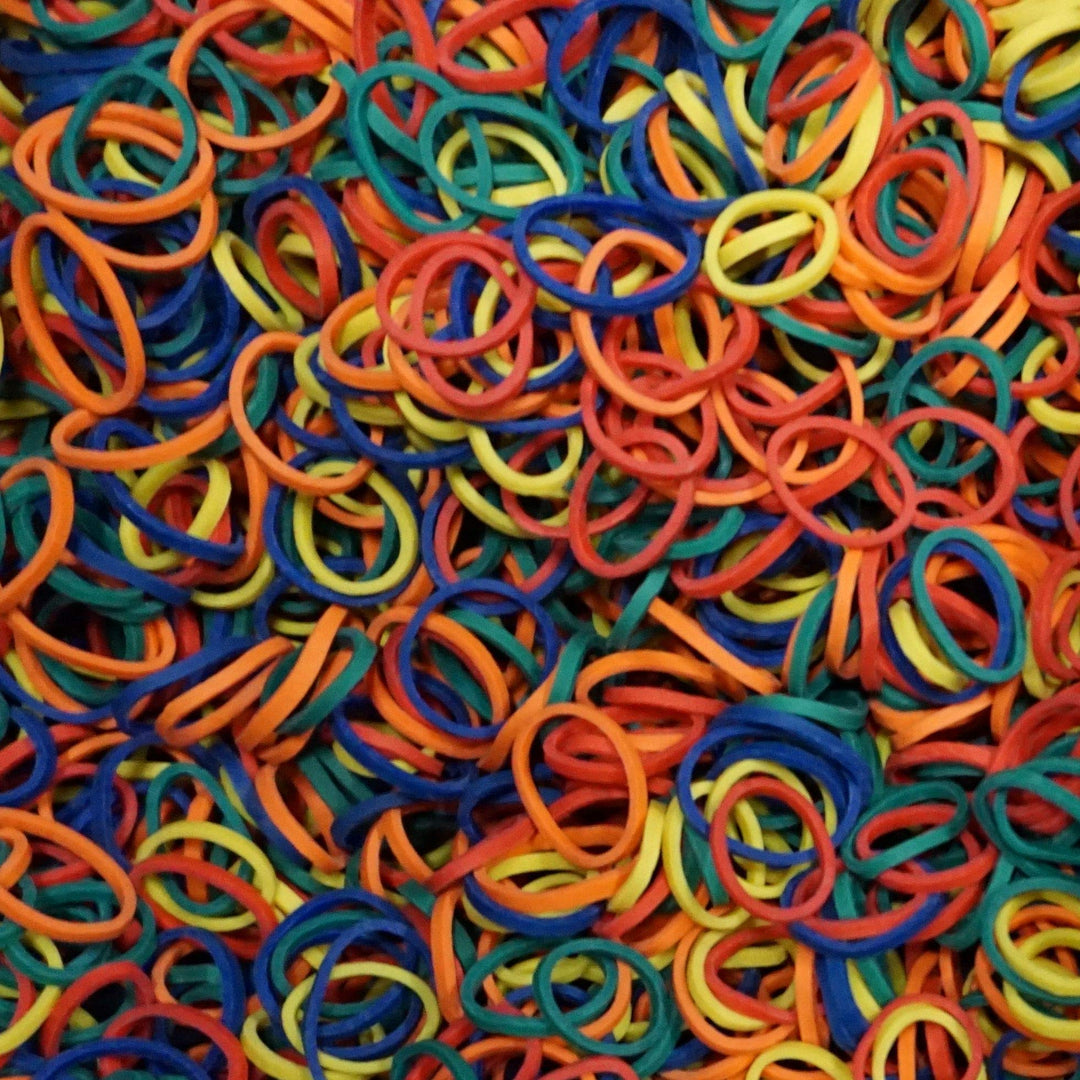 1000 Count Rubber Bands in Re-closable Container for Ponytails and Braids (Rainbow Mix)
