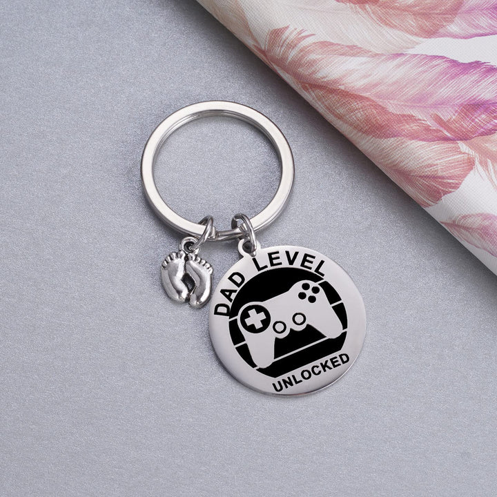 New Expecting Dad First Time Father&#39;s Day, Daddy to be, Soon to be New Dad Announce Pregnancy, Dad Unlocked Key Chain with Baby Footprint Charm
