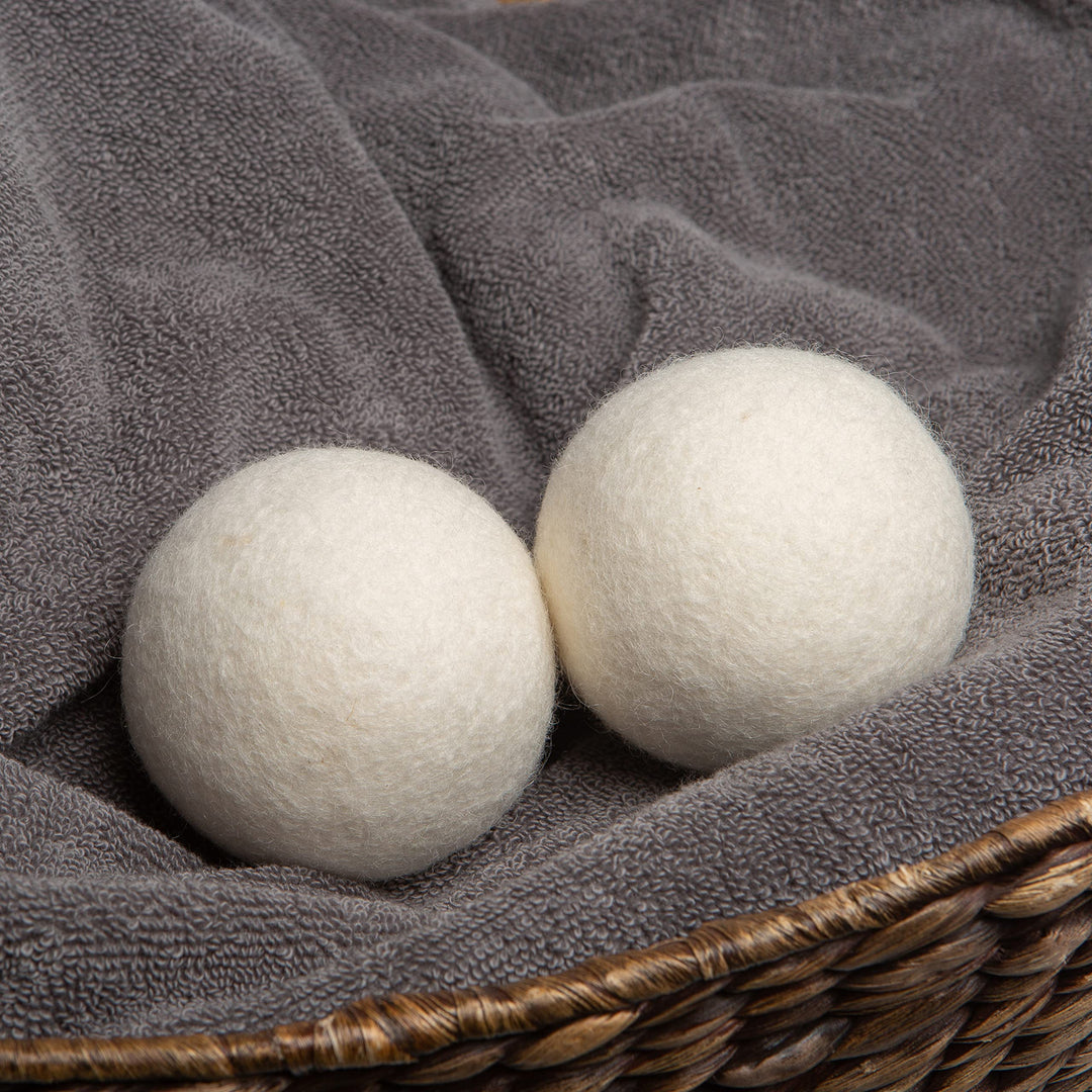 WOOLITE Reusable Wool Laundry Dryer Balls, Cuts Drying Time in Half, Natural Fabric Softener, Reduces Clothing Wrinkles, Eco-Friendly, Money Saver, 6 Pack
