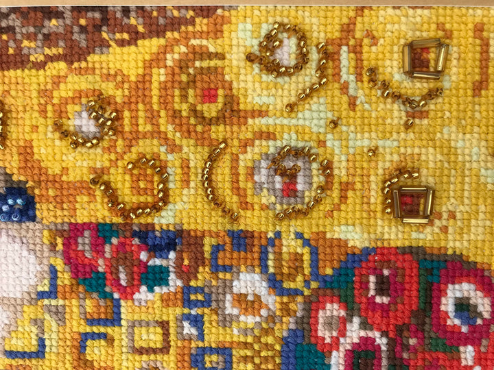 1170 The Kiss After G. Klimt&#39;s Painting