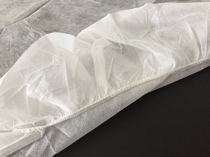 Golden Coast Unlimited Pack of 25 Disposable Fitted Massage Table Sheets - Heavy Duty White Elastic Bed Sheets, Perfect for Doctors' Offices, Spas, and Portable Massage Tables