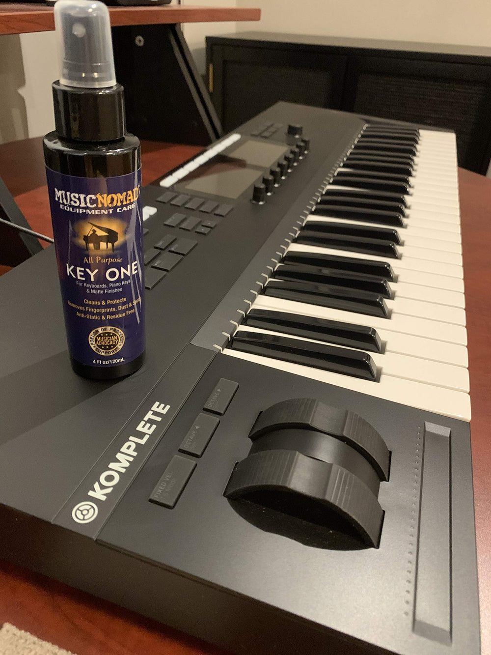 Music Nomad MN131 4oz All Purpose Key Cleaner (Multicol