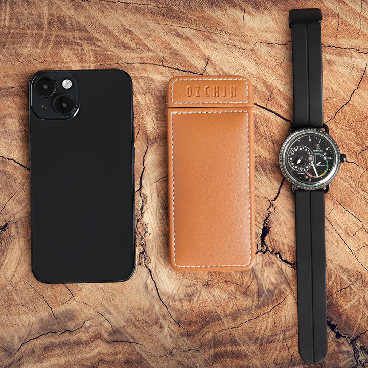 Pull-and-Push Cigarette Holder Christmas Day Gifts Cigarette Case Holds 4 King Size Great Gift for Men Women(Brown)