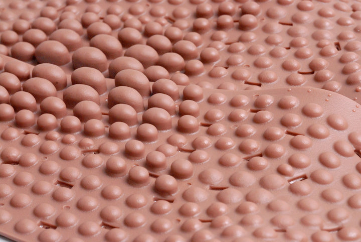 Nature In Hand Red Clay Loess Acupuncture Foot Massage 