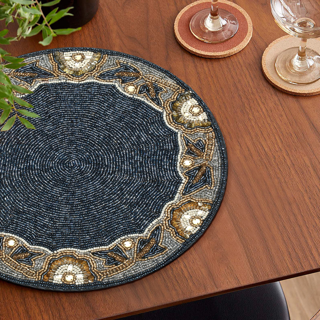 Beaded Placemats for Dining Table Dia 13 inches- Gold White,Beaded Placemats Round for Gathering, Thanksgiving - Occasional Decoration and Family Parties Celebrations.Set of 1