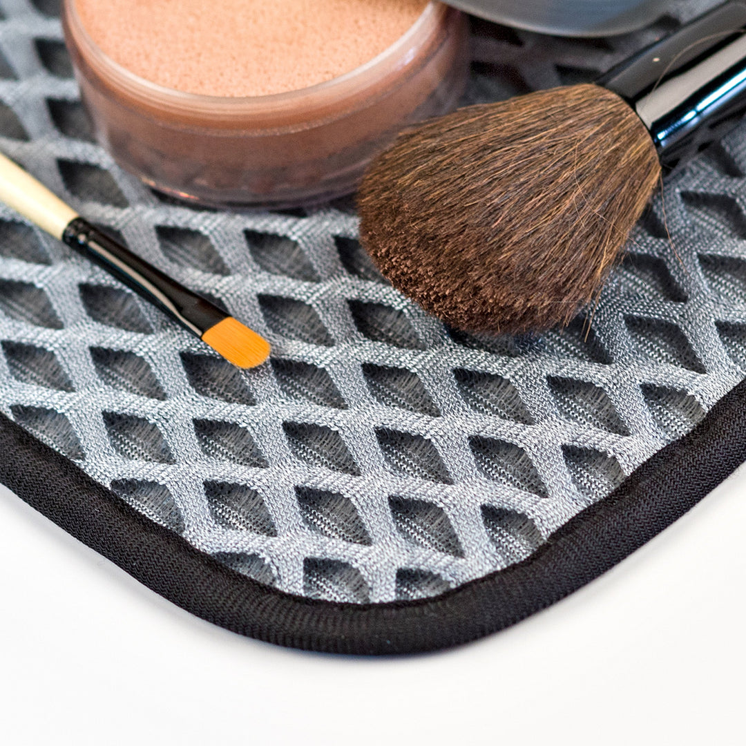 S & T Makeup Mat, Grey With Black Trim, 2.08 Ounce